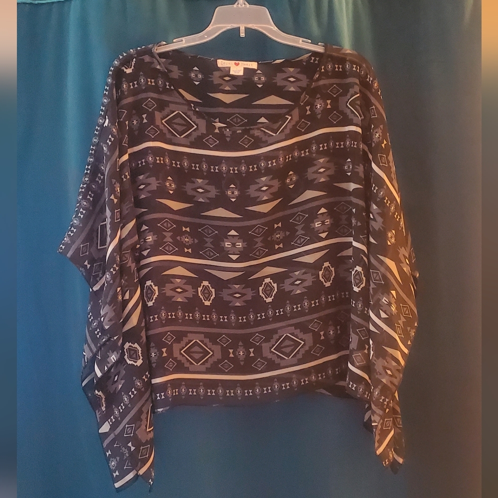 Sherr Tribal Top